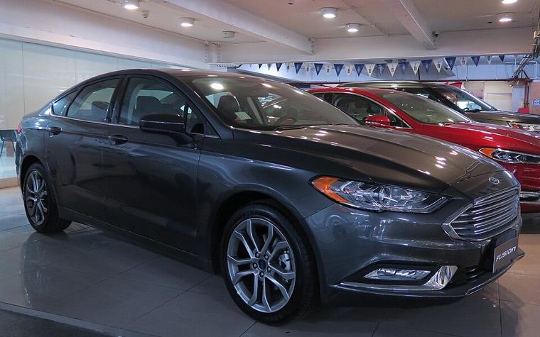 2016 Ford Fusion SE